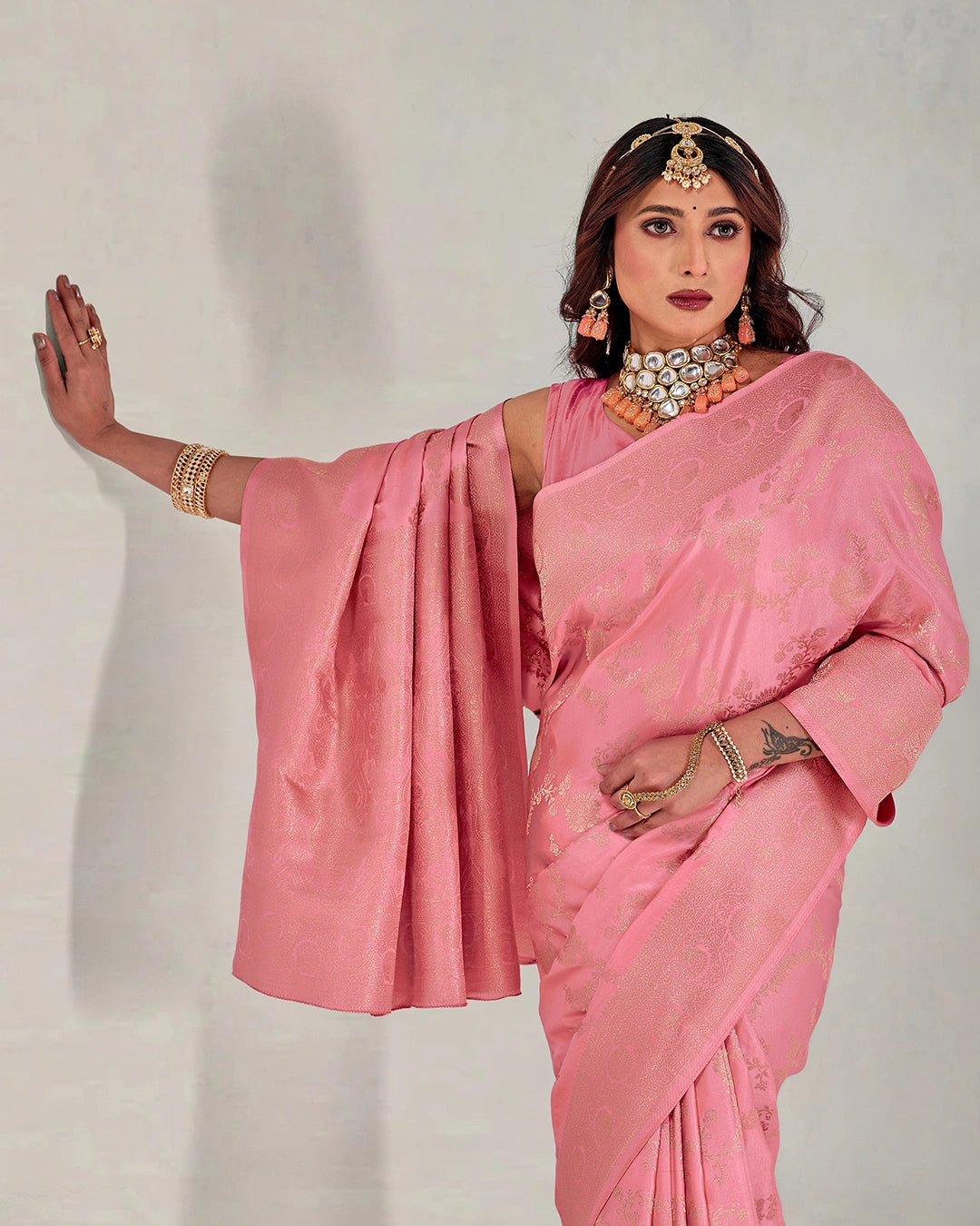 Pink Banarasi Silk Saree with Floral Jaal Weaves