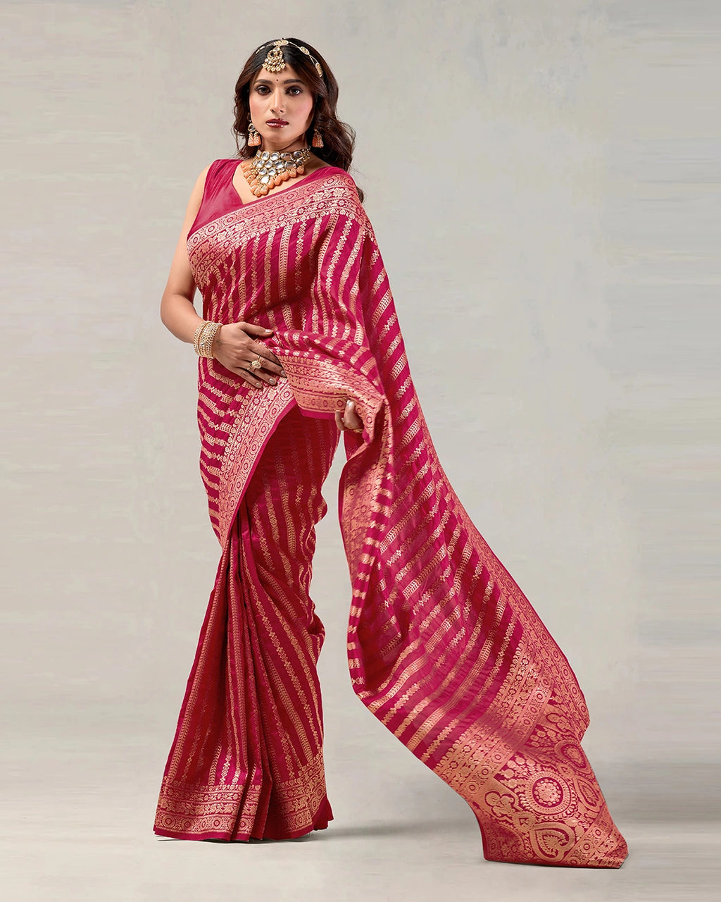 Rani Pink Banarasi Silk Saree with Traditional Weaving and Grand Pallu