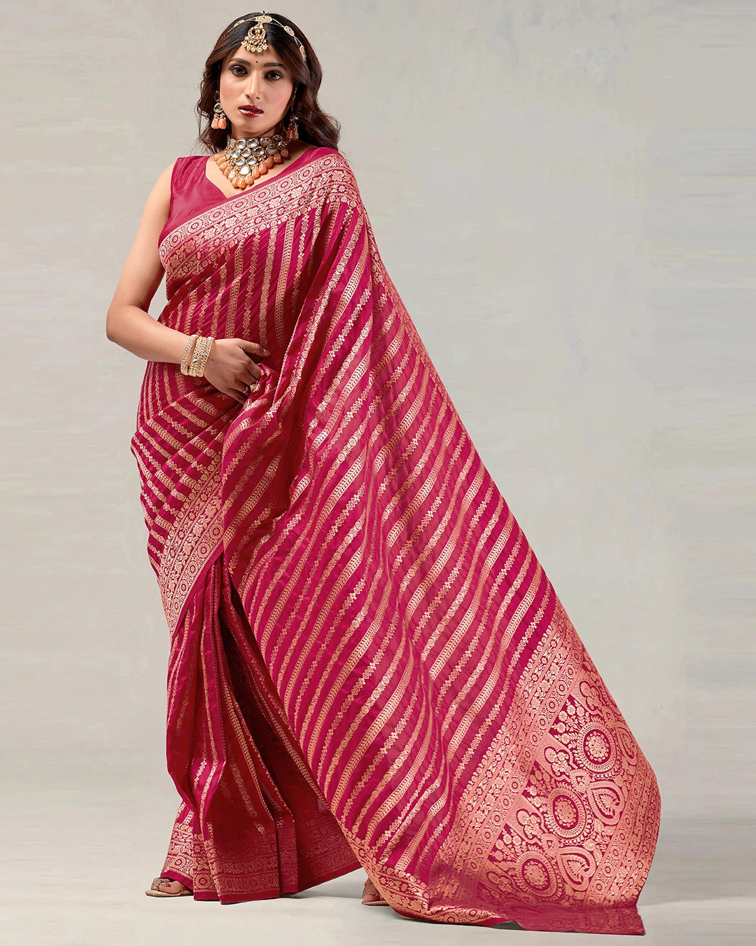 Rani Pink Banarasi Silk Saree with Traditional Weaving and Grand Pallu