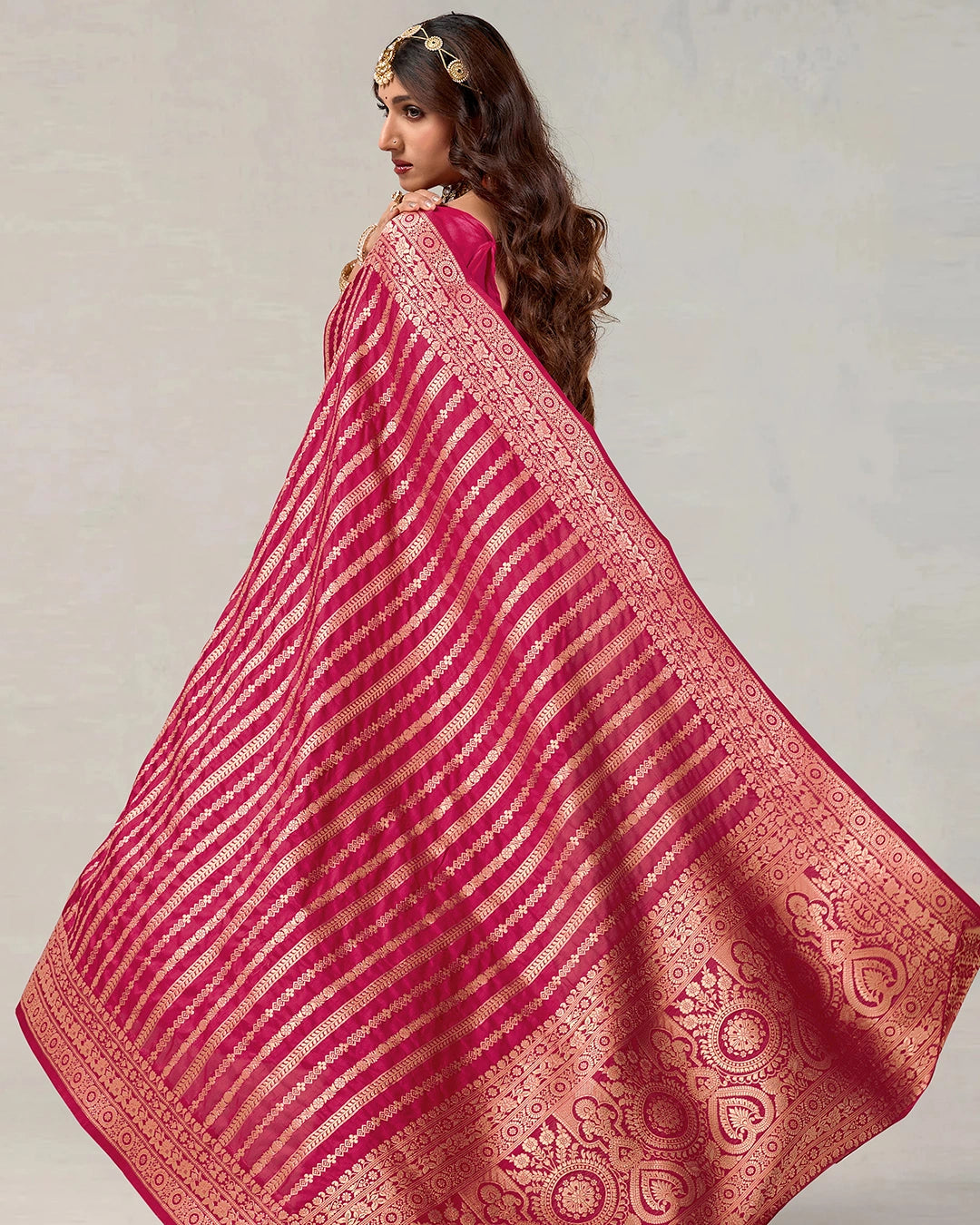 Rani Pink Banarasi Silk Saree with Traditional Weaving and Grand Pallu