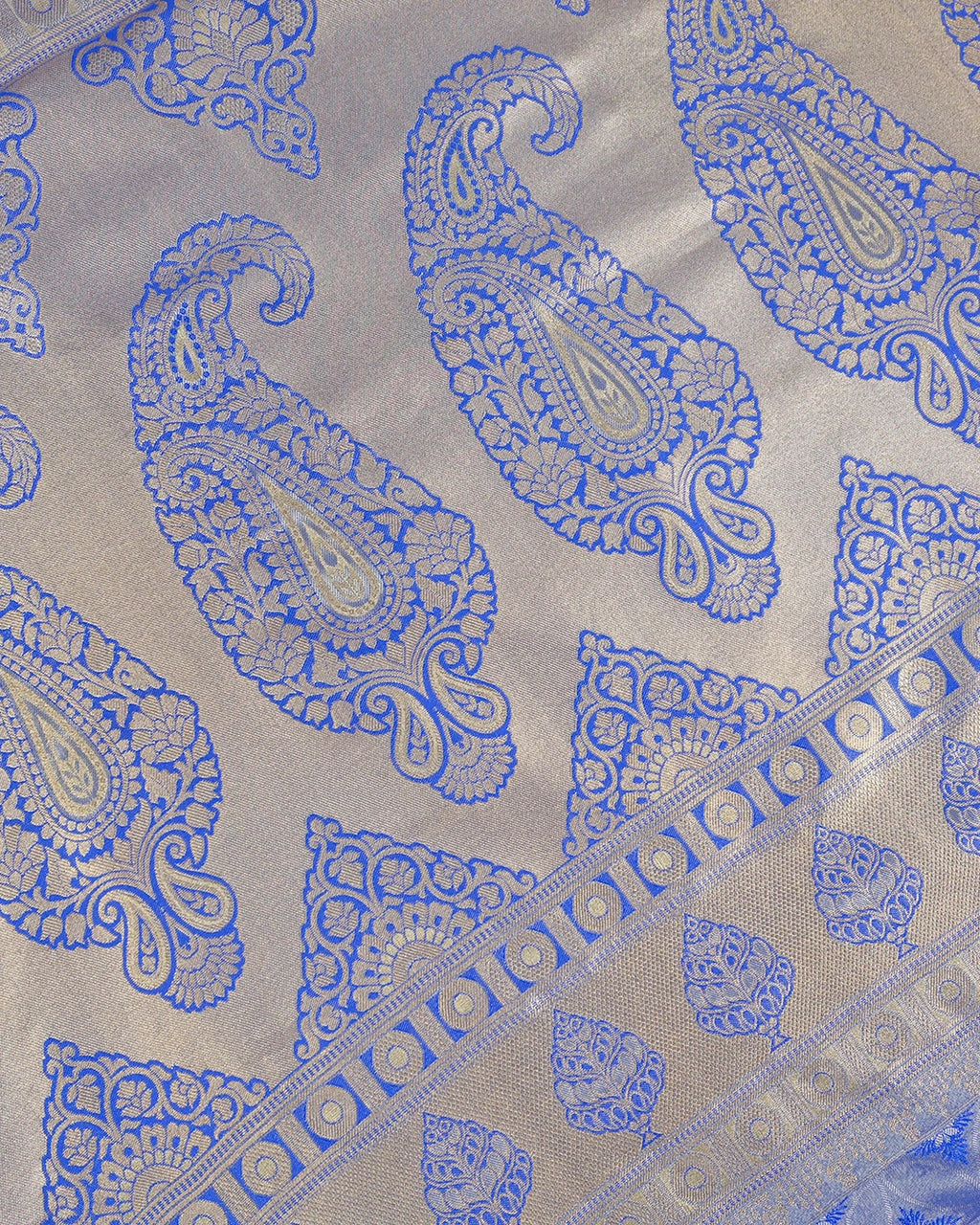 Blue Kanjivaram Silk Saree with Artistic Paisley Zari Border
