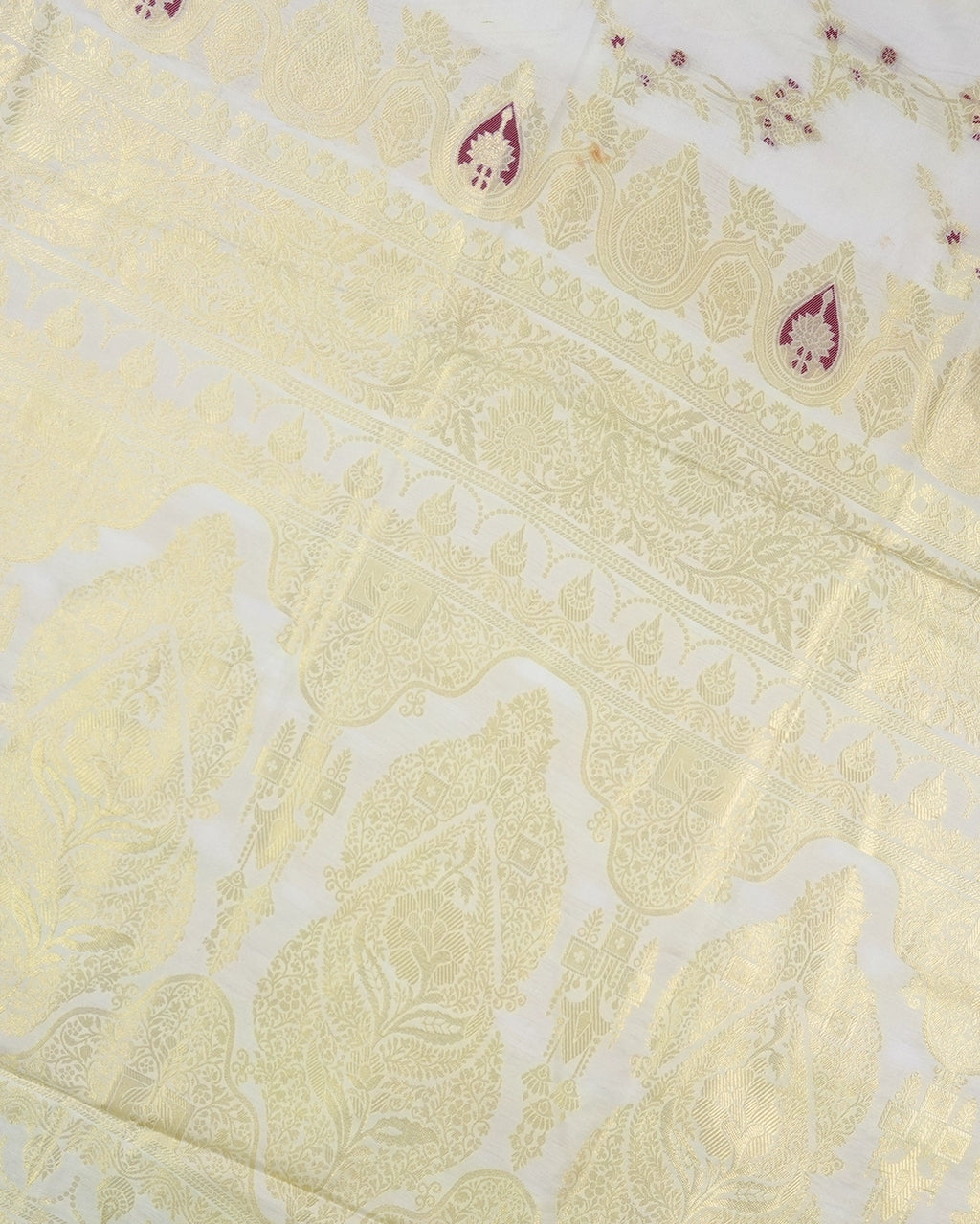 Ivory Banarasi Silk Saree with Delicate Vine and Detailed Meenakari Floral Weaves