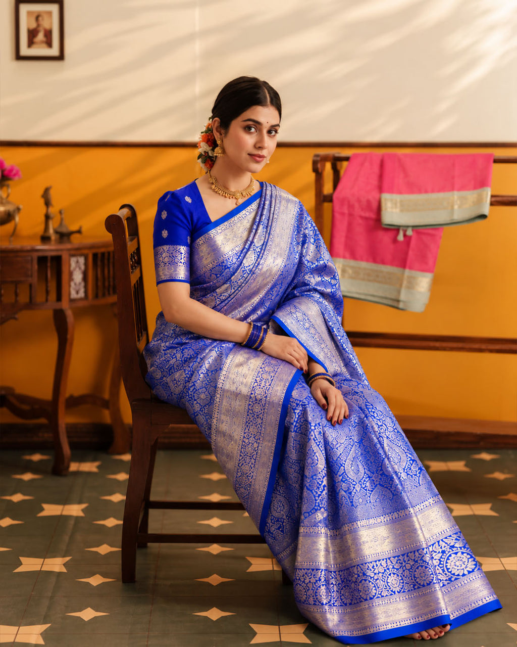 Blue Kanjivaram Silk Saree with Floral Buta Vine Jaal Weaves