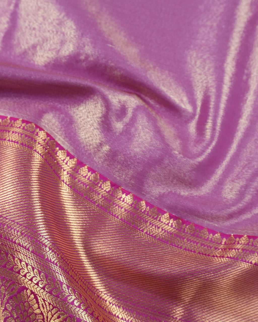 Lilac Kanjivaram Silk Saree with Intricate Floral Zari Motifs and Rich Pallu