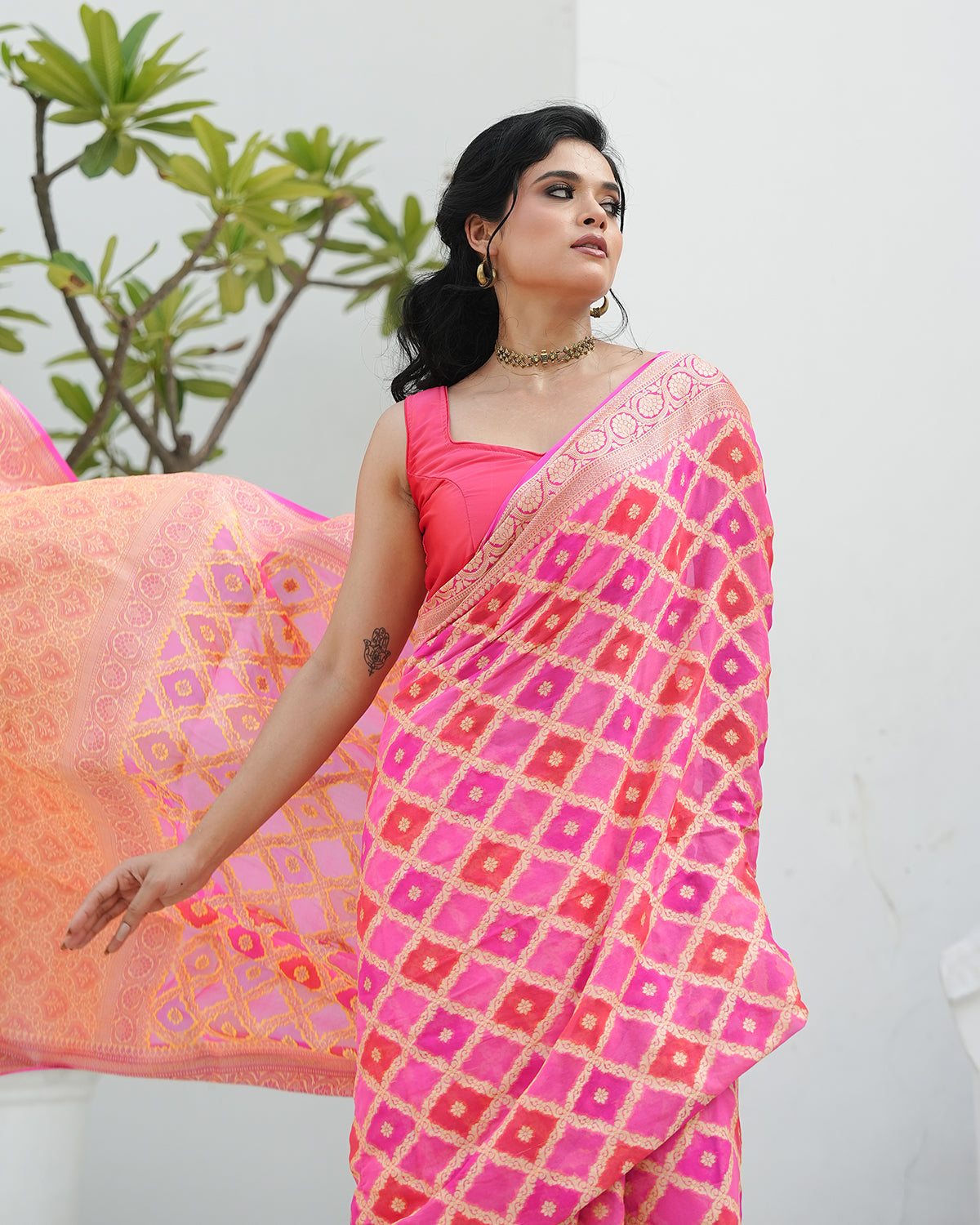 Pink & Orange Pure Chiffon Saree in Traditional Lattice with Royal Jaal Design