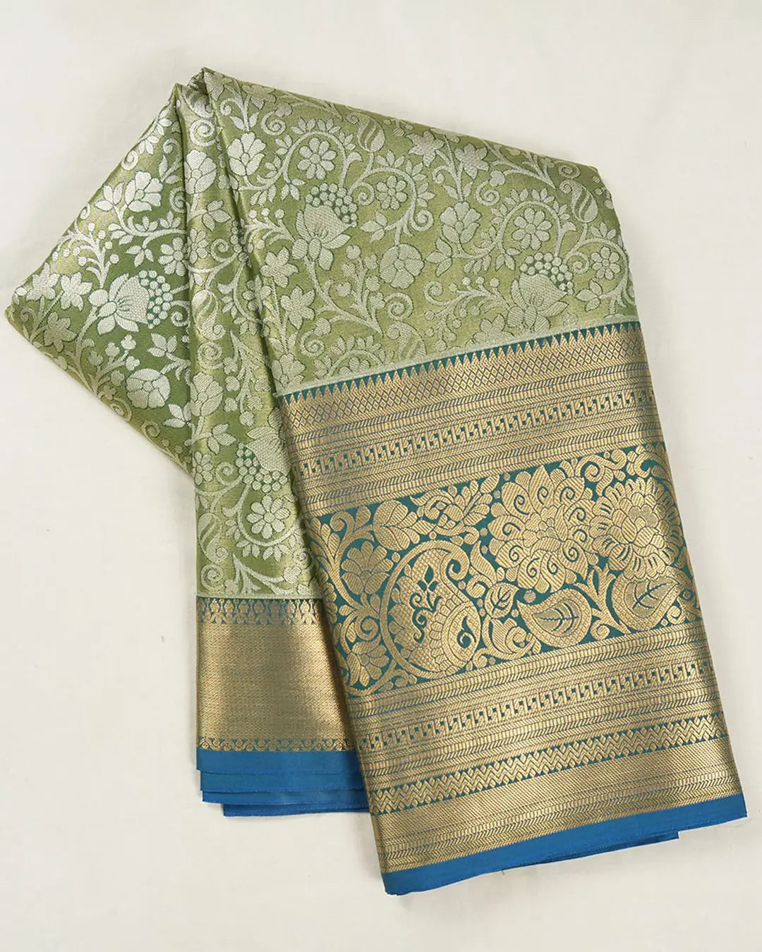 Elegant Green Kanjivaram Silk Saree with Floral Jaal Zari and Contrast Border