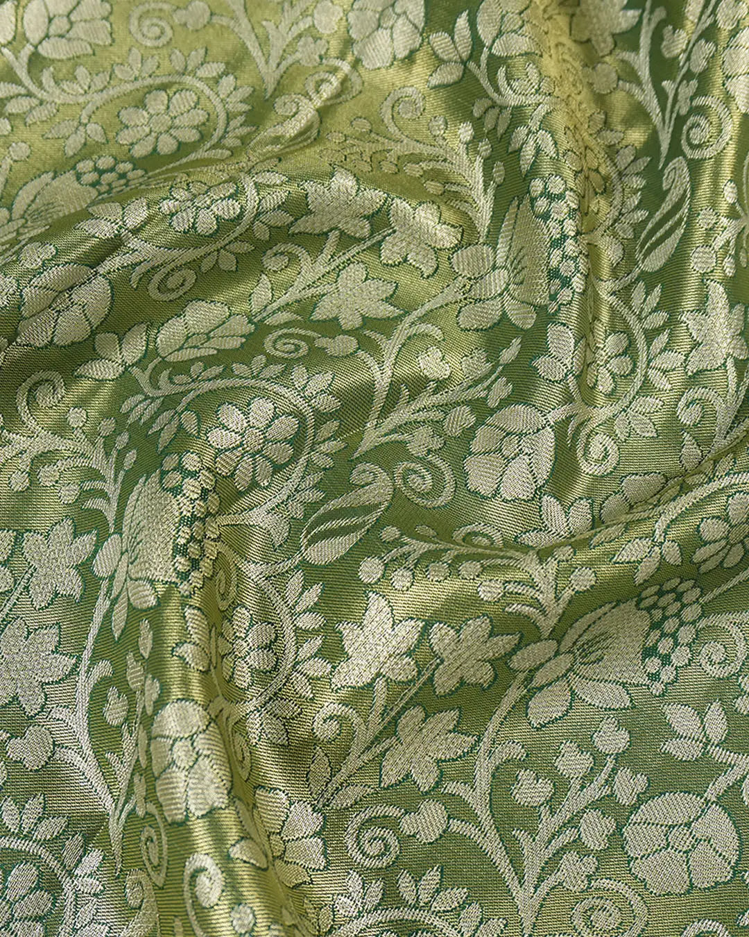 Elegant Green Kanjivaram Silk Saree with Floral Jaal Zari and Contrast Border