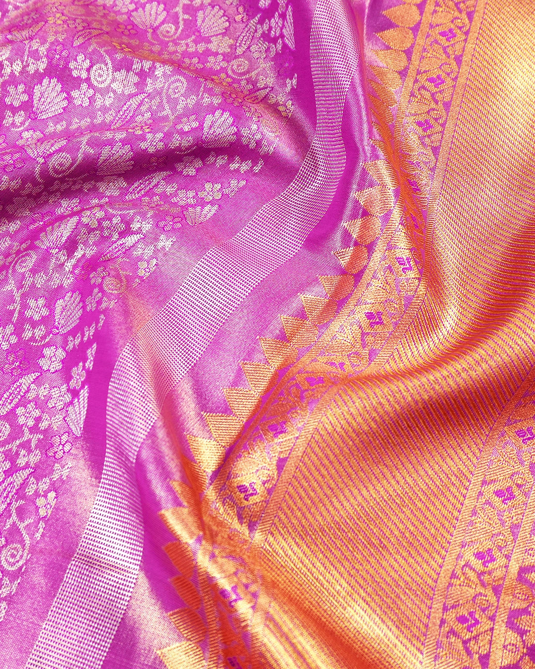 Lilac Kanjivaram Silk Saree with Intricate Floral Zari Motifs and Rich Pallu