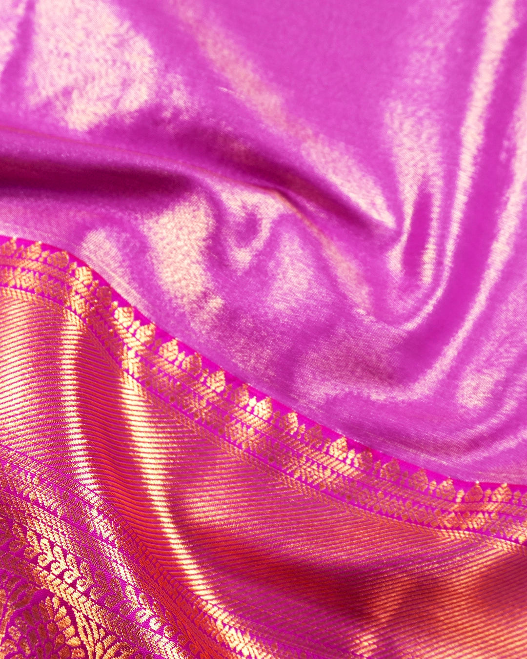 Lilac Kanjivaram Silk Saree with Intricate Floral Zari Motifs and Rich Pallu
