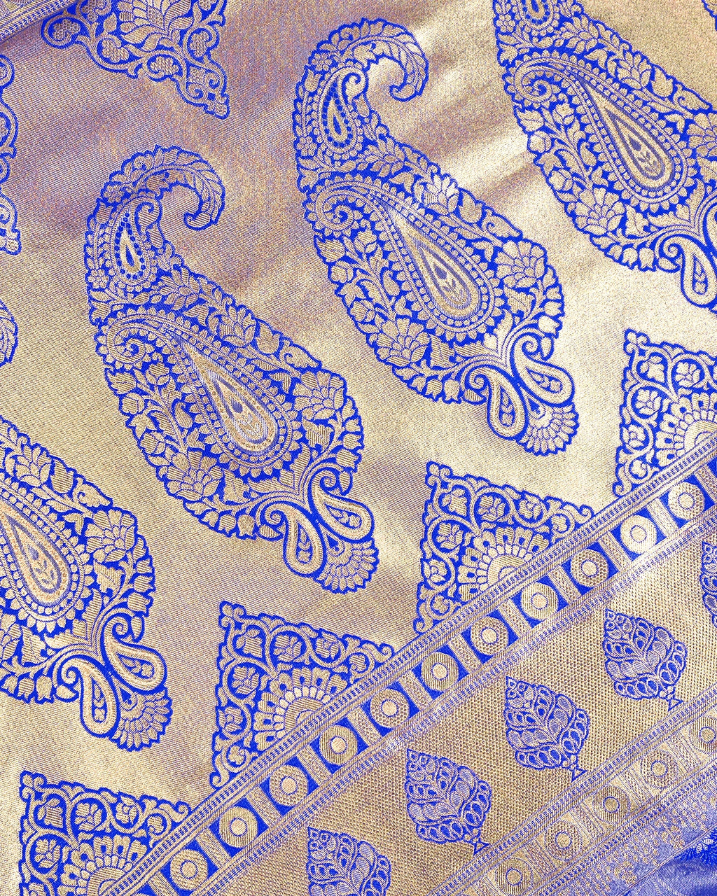 Blue Kanjivaram Silk Saree with Artistic Paisley Zari Border