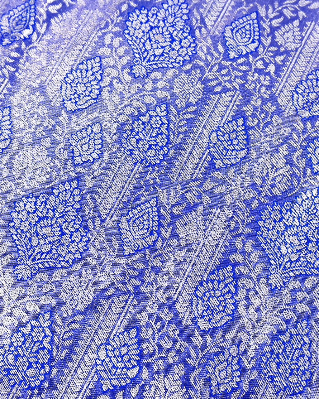 Blue Kanjivaram Silk Saree with Artistic Paisley Zari Border