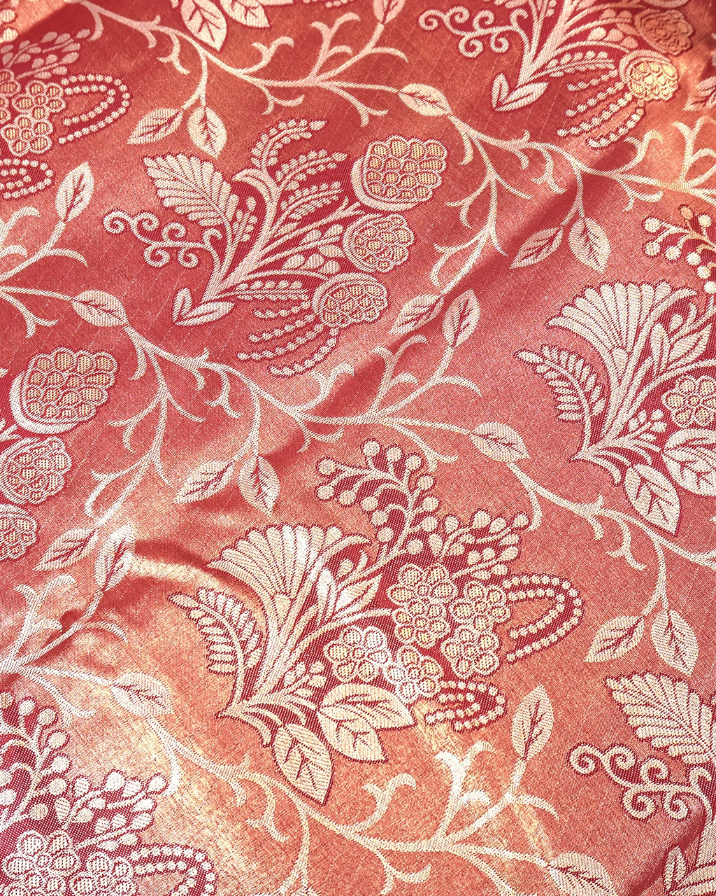 Red Kanjivaram Silk Saree with Floral Zari and Rich Contrast Border
