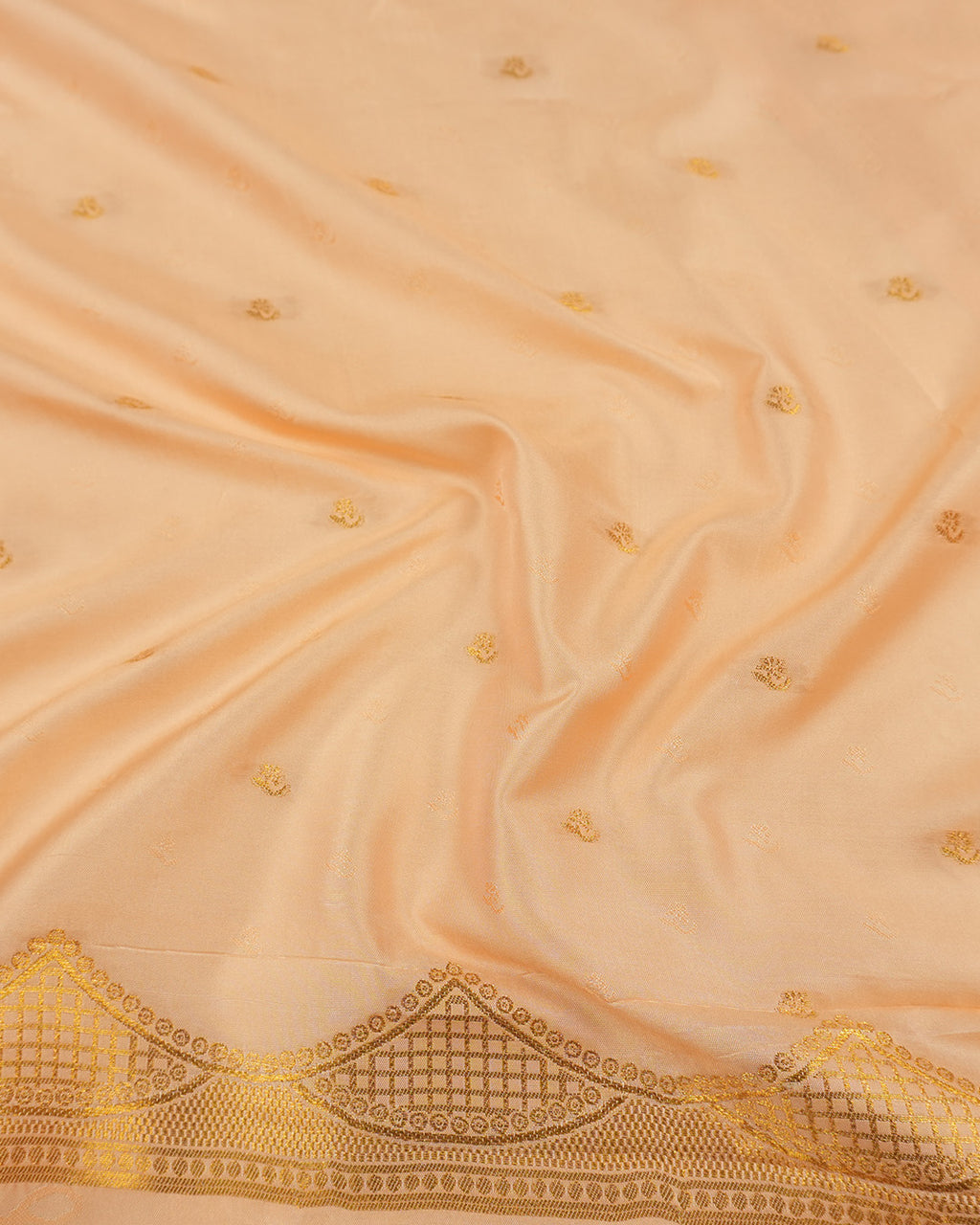 Peach Banarasi Silk Saree with Floral Meenakari Jaal Weaves