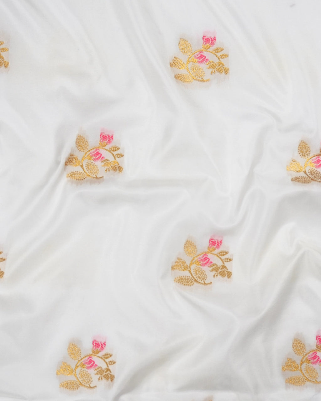 White Banarasi Silk Saree with Detailed Botanical Floral Meenakari Jaal Weaves