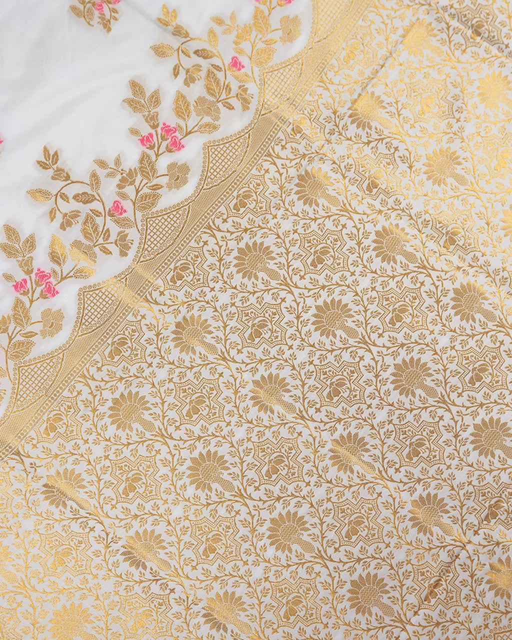 White Banarasi Silk Saree with Detailed Botanical Floral Meenakari Jaal Weaves