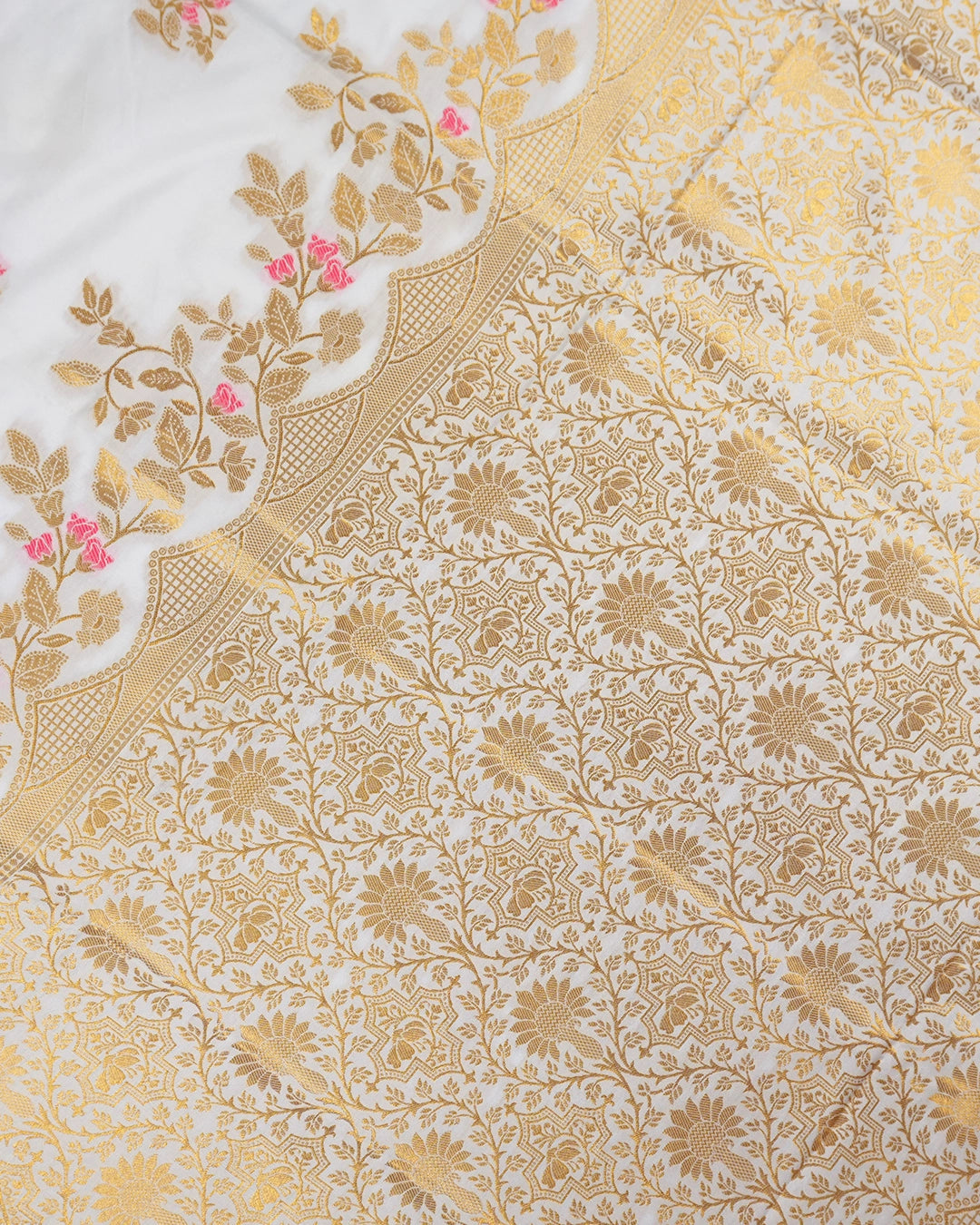 White Banarasi Silk Saree with Detailed Botanical Floral Meenakari Jaal Weaves