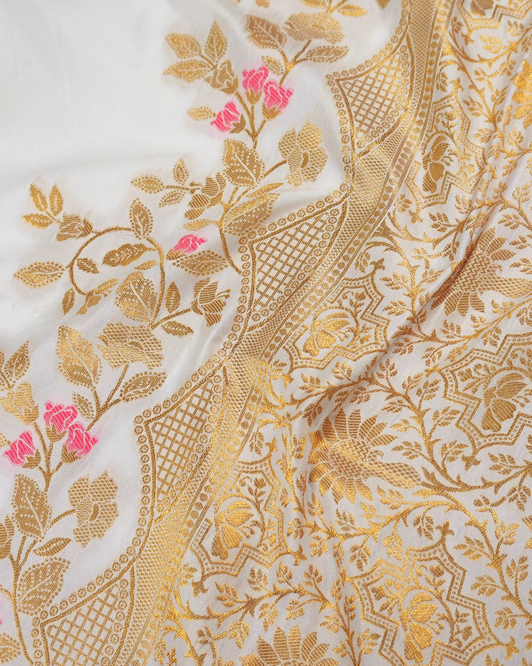 White Banarasi Silk Saree with Detailed Botanical Floral Meenakari Jaal Weaves