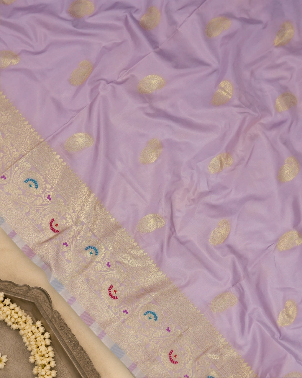 Lavender Banarasi Silk Saree with Paisley Weave and Meenakari Border