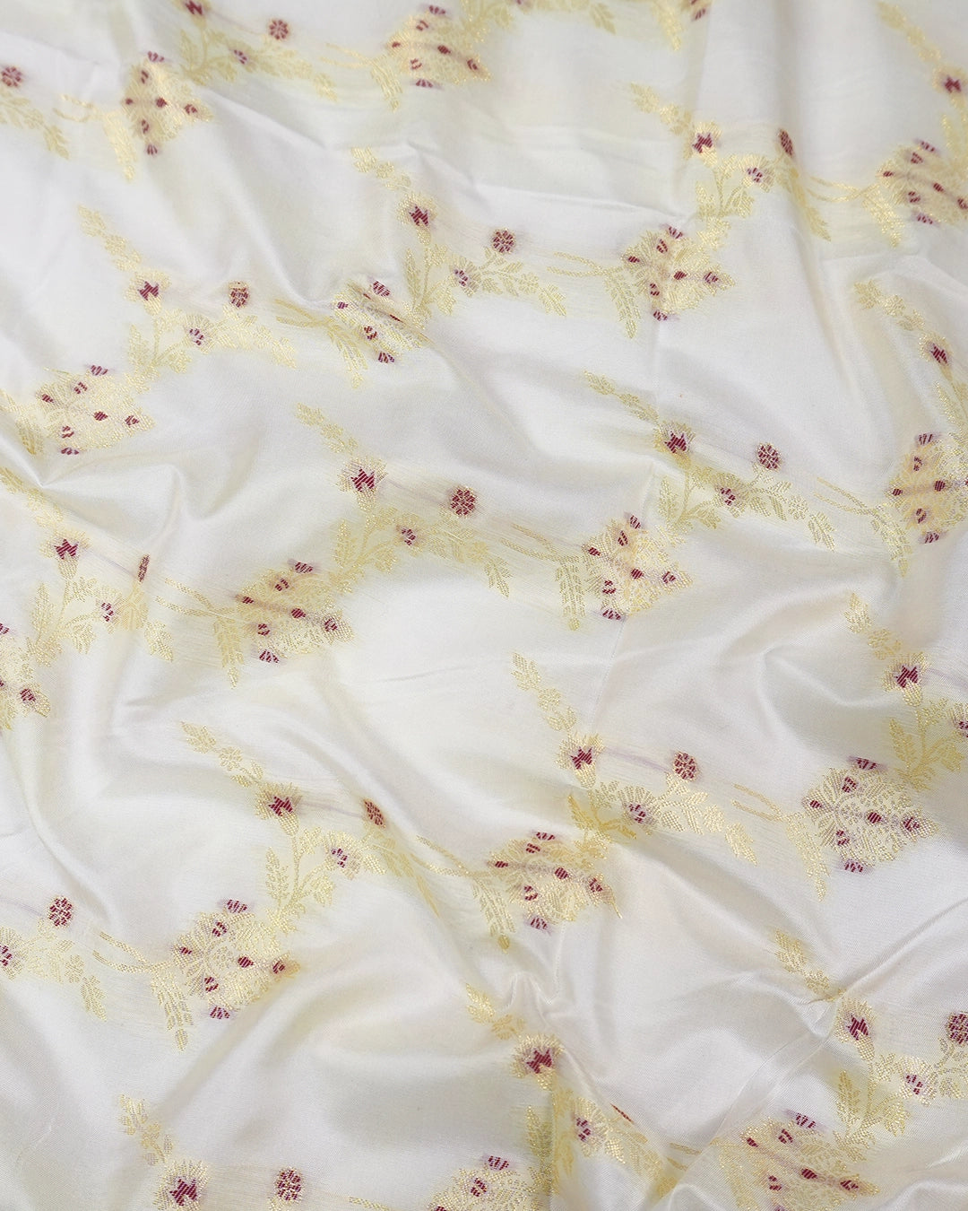 Ivory Banarasi Silk Saree with Delicate Vine and Detailed Meenakari Floral Weaves