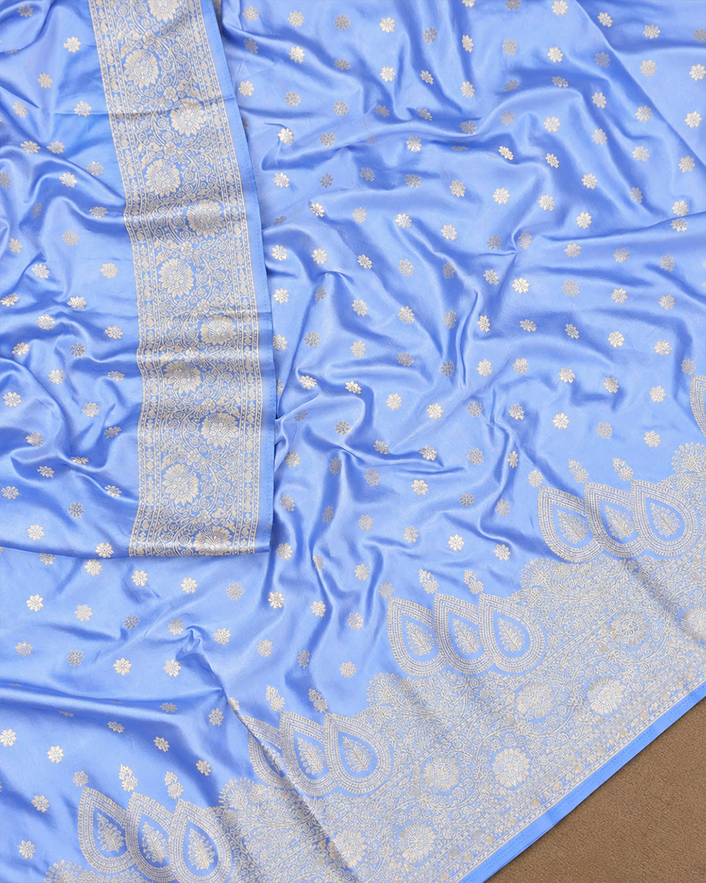 Soft Lavender Banarasi Silk Saree with Floral Starburst Butis and Grand Paisley Kalka Skirt Border