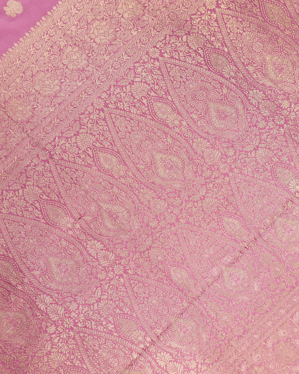 Orchid Pink Banarasi Silk Saree Highlighting Fine Floral Medallion Butis Weaves
