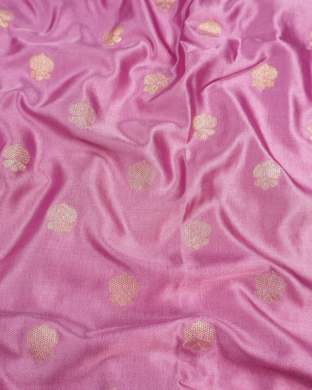 Orchid Pink Banarasi Silk Saree Highlighting Fine Floral Medallion Butis Weaves