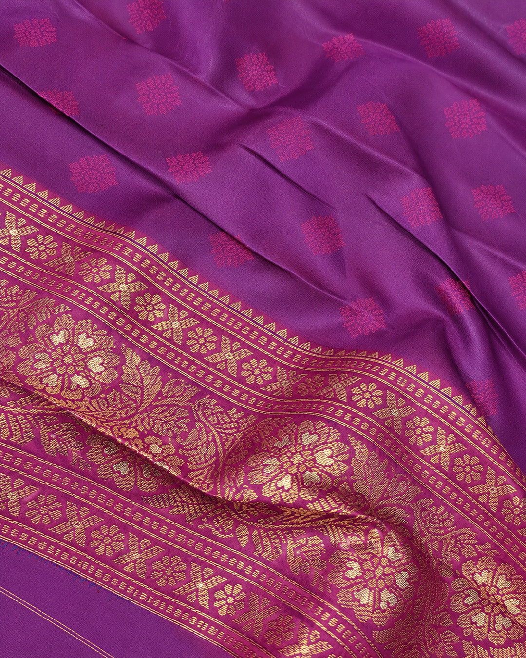 Soft Blue Kanjivaram Silk Saree with Architectural Jaal Weaves