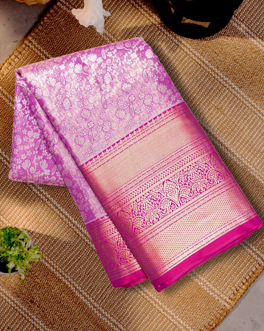 Lilac Kanjivaram Silk Saree with Intricate Floral Zari Motifs and Rich Pallu