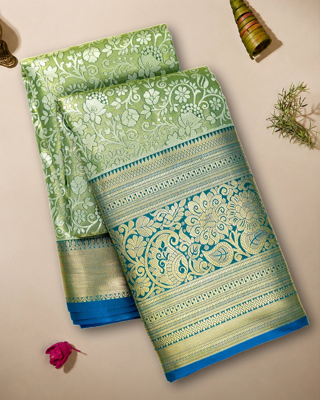 Elegant Green Kanjivaram Silk Saree with Floral Jaal Zari and Contrast Border