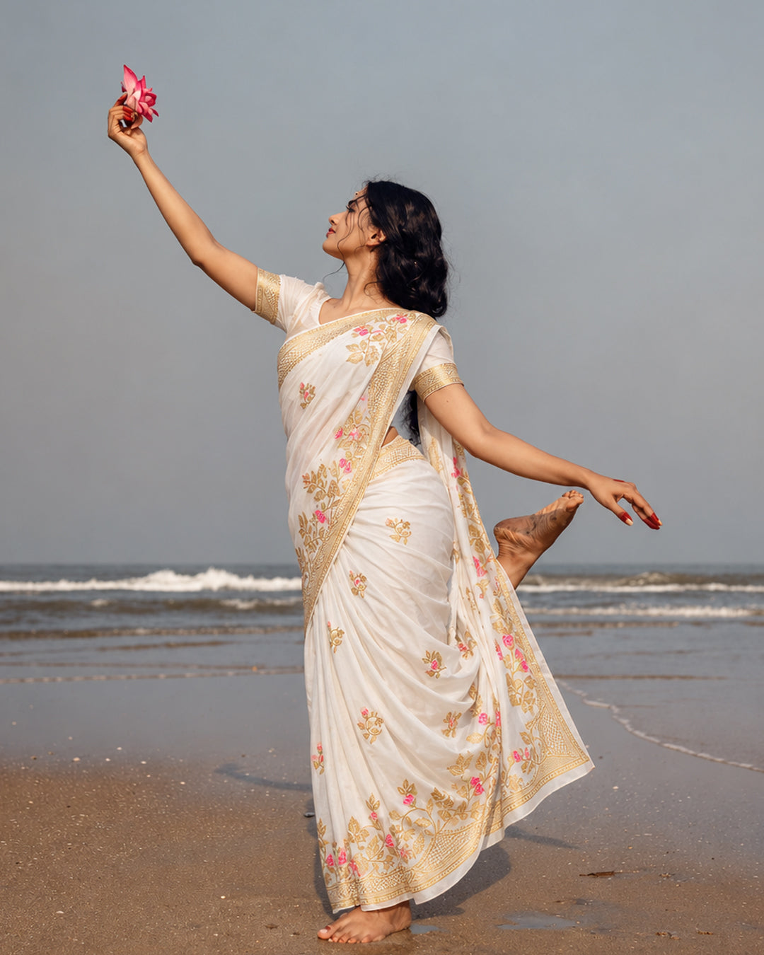 White Banarasi Silk Saree with Delicate Floral Meenakari Vine Trails Weaves